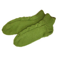 Handgestrickt: Wohlf&uuml;hlsocken gr&uuml;n